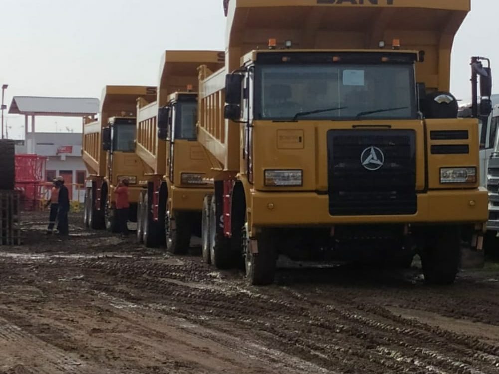 Muatan berat di jalan nasional