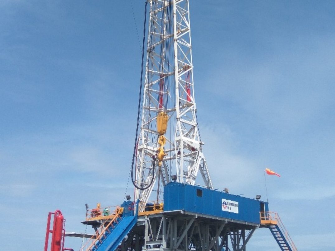 Mobilisasi rig pengeboran